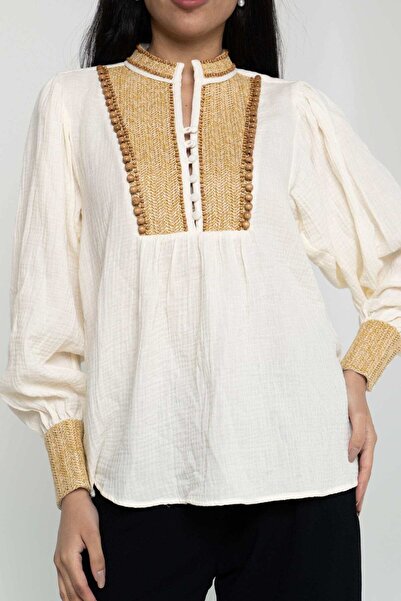 DALYDRESS Embroidered Chest Top
