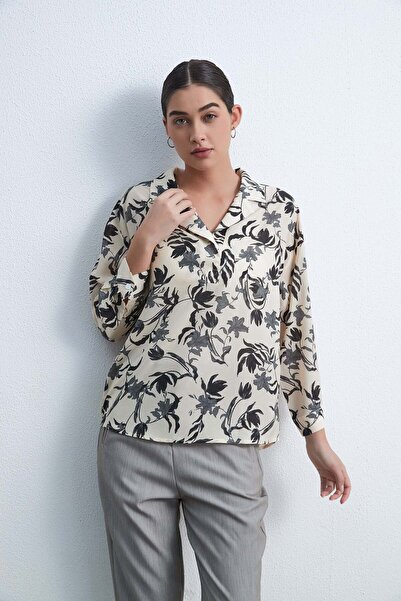 Livia Floral Long-Sleeve Top