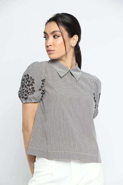 Nichii Striped Puff-Sleeve Top