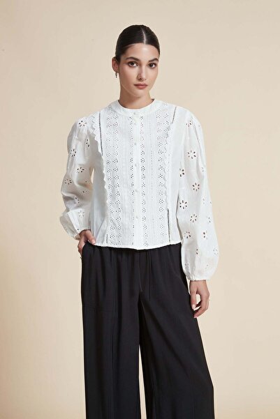 Yola Lace Detail Long-Sleeve Top