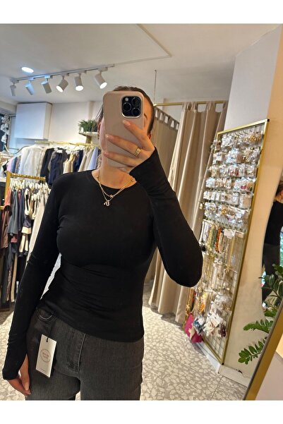 MU&ME BOUTİQUE بلوز بارماك جيستيبل