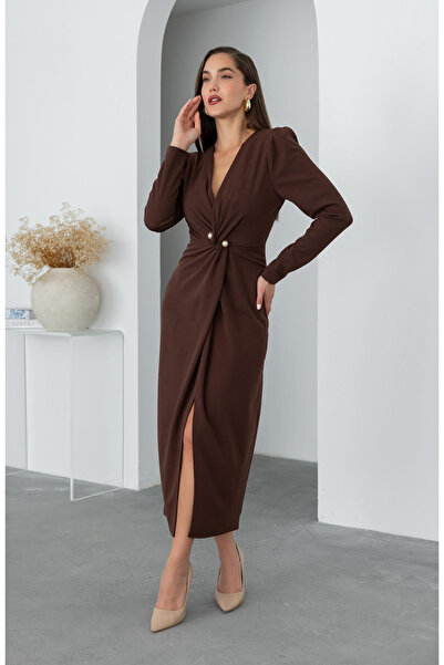Afiş Butik Кафяво рокля с кръстосана яка и разрез