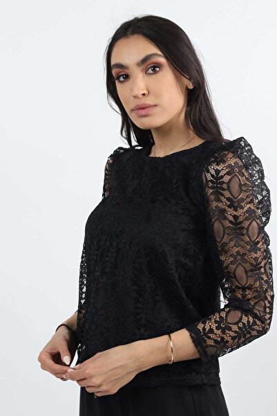 Nichii Lace Long-Sleeve Top