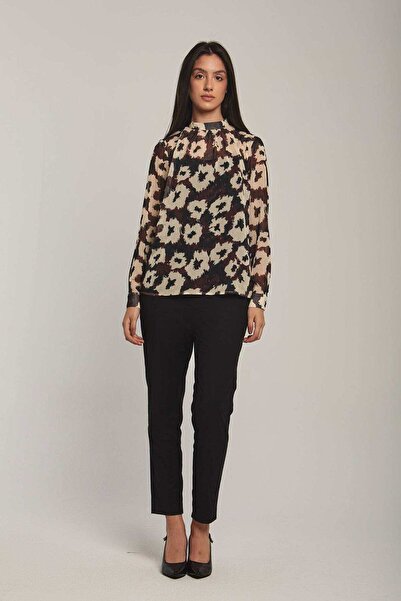 DALYDRESS بلوزة شيفون مزهر