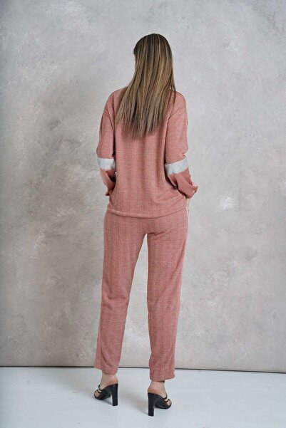 DALYDRESS Two-Tone Waist-Stripe Long-Sleeve Top