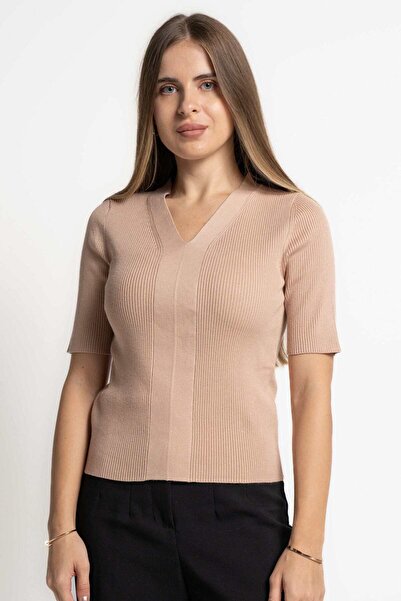 mica Solid V-Neck Short Top