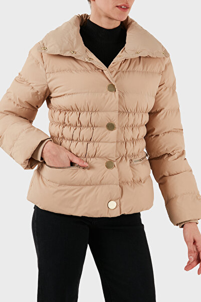 Armani Exchange Kapitoneli Regular Fit Dik Yaka Düğmeli Mont MONT XW000653 AF15984 U1051