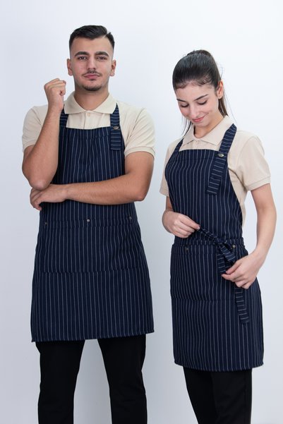 Das Uniform مريلة مخططة بأزرار قابلة للتعديل ورباط خلفي