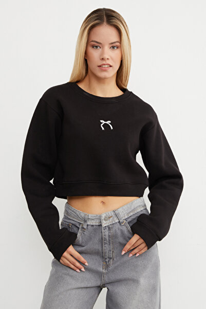 Fulla Moda 3 İplik Fiyonk Nakışlı Crop Sweatshirt