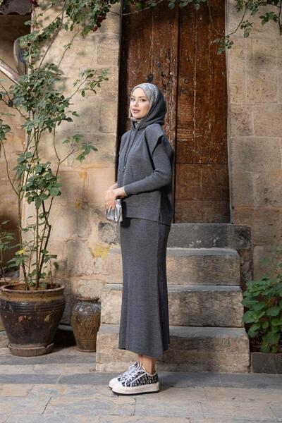 Şulemoda Giyim مجموعة سيسيليا المزدوجة ذات الغطاء العلوي باللون الرمادي