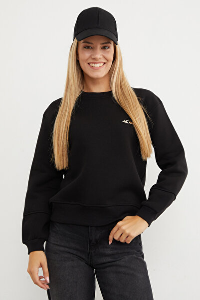 Fulla Moda Φούτερ με λαιμόκοψη με 3 νήματα και μεταλλικά αξεσουάρ