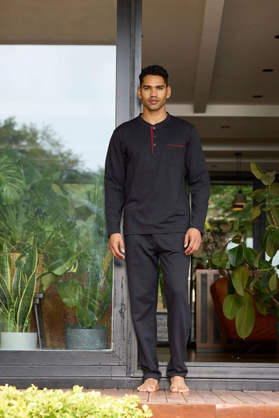 The LOG INVEST Kocabey 9133 Men's Midi Collar Long Sleeve Pajama Set