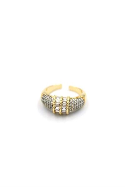 MENESSA خاتم Vip بالحجر - ذهبي