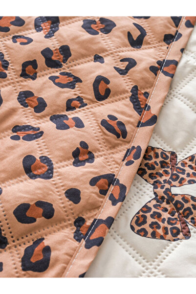 LC Waikiki Fiyonk Desenli Çift Kişilik Yatak Örtüsü 200x220 cm