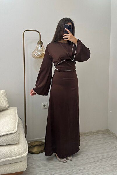 Hollyhocks Sırtı Bağcıklı Taşlı İspanyol Kol Saten Abiye