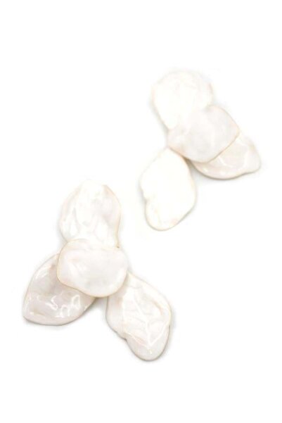 MENESSA Flower Earrings - Cream