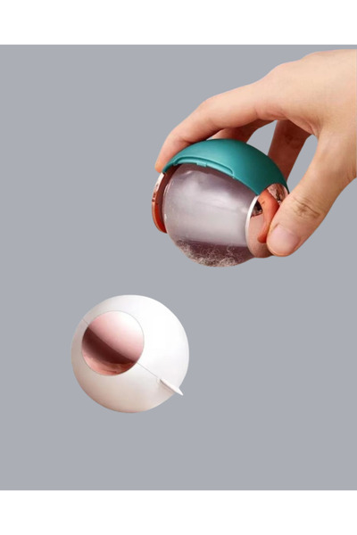 Clevora Fabric-Friendly Lint Remover – Clothes and Carpet Cleaning Ball