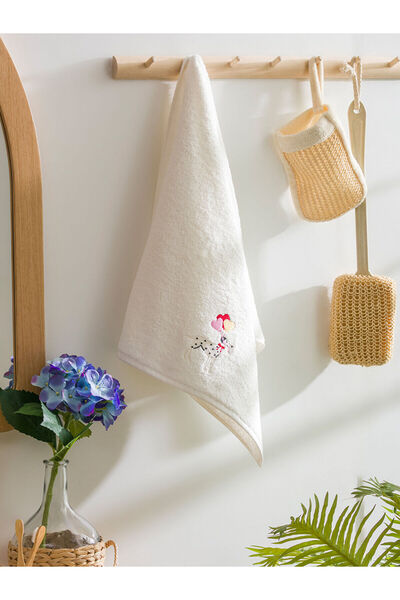 LC Waikiki Ecru Floral Embroidered Cotton Face Towel 50X80 cm