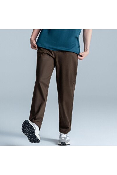 Giordano Men's Khakis: Regular Tapered Fit, All-Day Softness