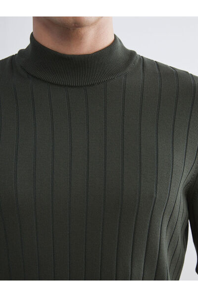 LC Waikiki Haki Yarım Balıkçı Yaka Erkek Triko Kazak