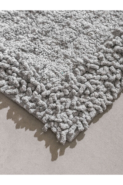 LC Waikiki Vizyon New Season Bud Patterned Bath Mat 40X60 cm