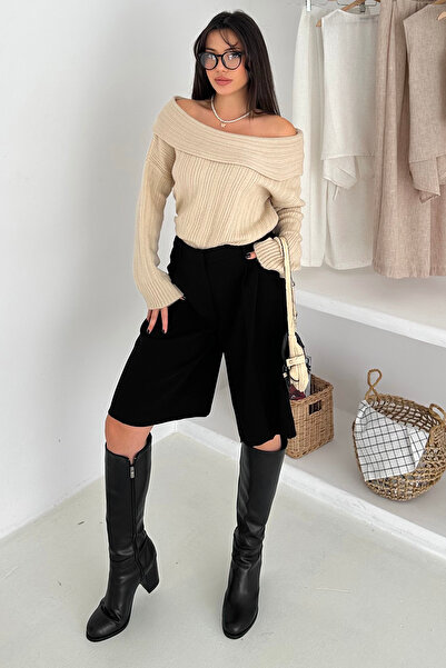 Noa Noa Women's Red Off-Shoulder Knitwear – Bold & Feminine Winter Style