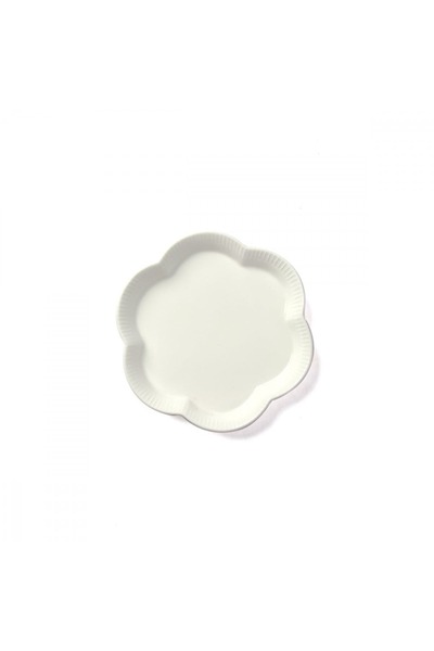 SQUALO Elegant Squalo Porcelain Serving Dish with Flat Rose Design - White 20 x 20 x 3 cm