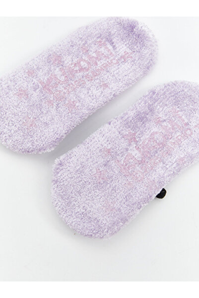 LC Waikiki Peak Yeni Sezon Kuromi Desenli Kaydırmaz Tabanlı Kız Çocuk Ev Çorabı ve Saç Bandı