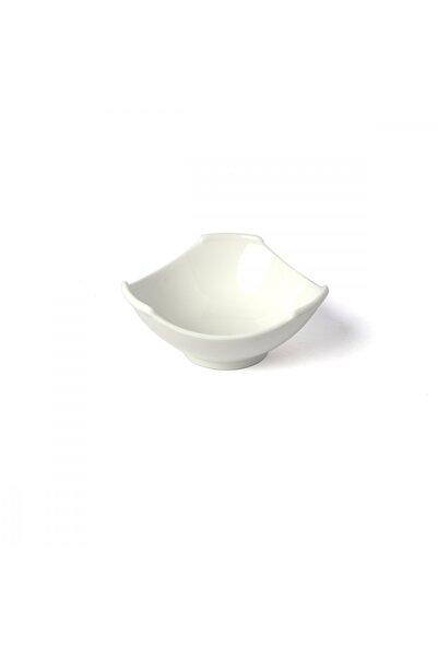 SQUALO Squalo - Elegant triangular porcelain serving plate with curved edges, white, 6.5x16x16 cm