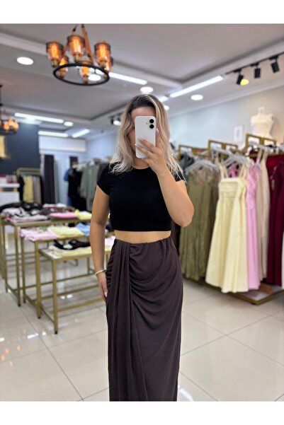 LİSAA BUTİK ΓΥΝΑΙΚΕΙΑ ΜΑΚΡΙΑ ΦΟΥΣΤΑ ΜΕ ΣΤΡΟΓΓΥΛΗ ΜΕΓΕΘΥΝΣΗ ΚΑΙ ΣΚΙΣΜΕΝΗ ΦΟΥΣΤΑ