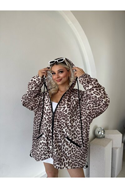 FEHUBLOOM Women's Leopard Print Hooded Oversize Raincoat