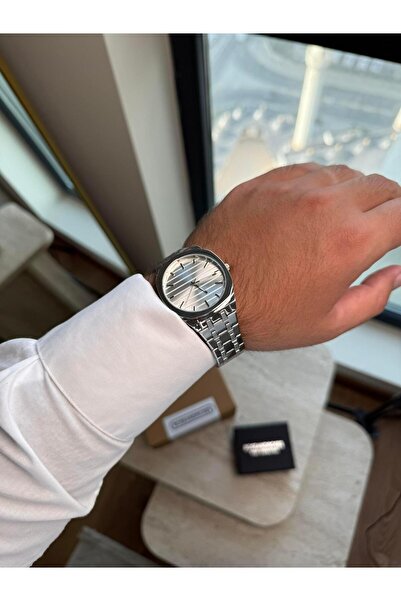RoseandRoses Henri Design Case Men's Wristwatch Silver (White Dial)