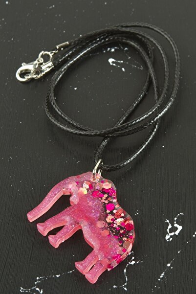 CT STONES قلادة الفيل من الإيبوكسي