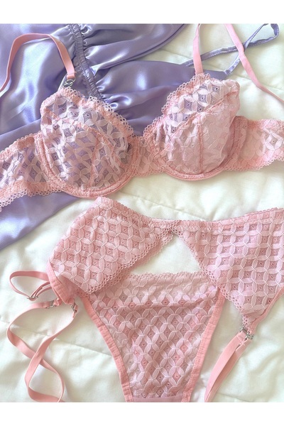 Feruzdesign Emilly Pink Underwire 3-Piece Bra Set