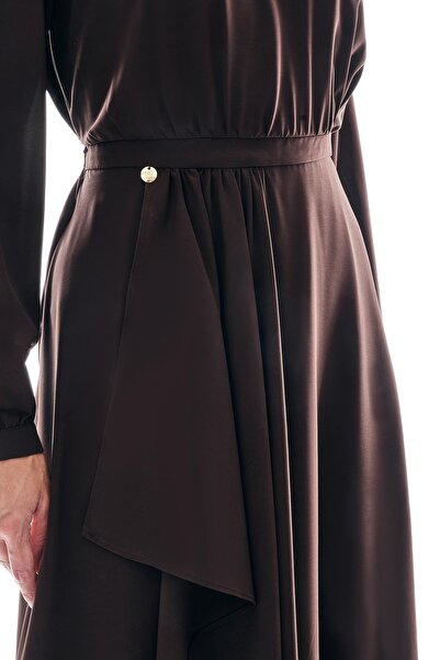 EXPLOSION Volan Detaylı Kloş Etekli V Yaka Elbise