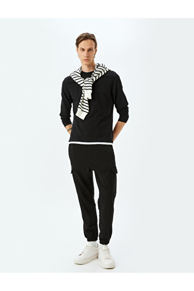 Koton Bisiklet Yaka Renk Kontrast Detaylı Pamuklu Uzun Kollu Tişört