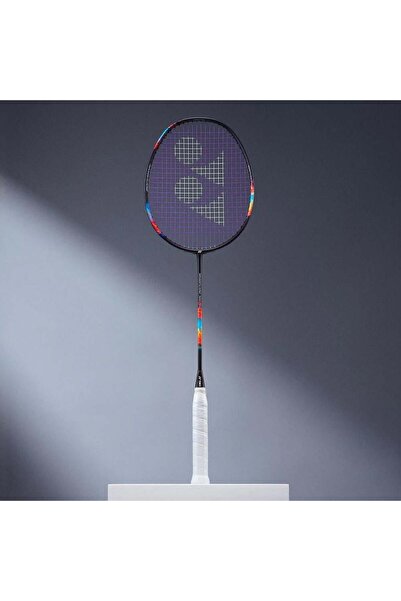 YONEX Nanoflare 700 Pro (Kordajsız) 4U (Ort. 83g) G5 Badminton Raketi - Gece Moru