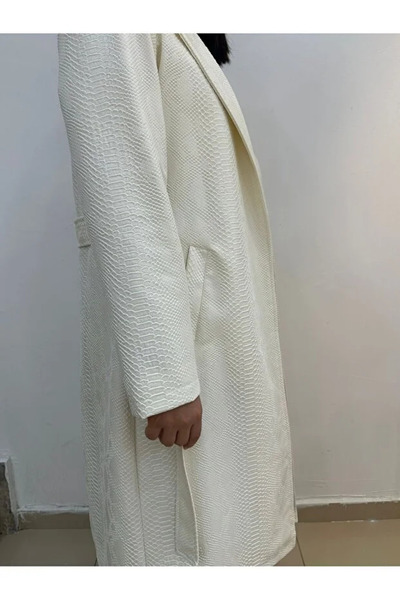 Mivelya Yılan Desenli Kemerli Uzun Trençkot