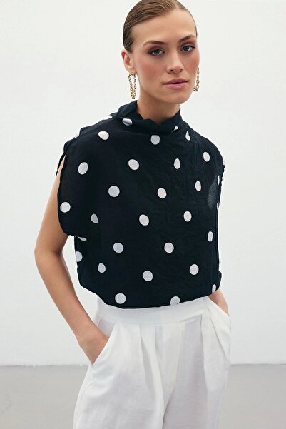 Sateen Μπλούζα με σχέδιο πουά - Μαύρη