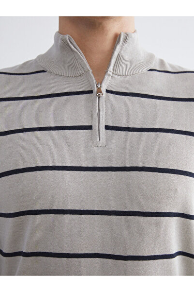 LC Waikiki Ανδρικό πλεκτό πουλόβερ με ριγέ γιακά Izr New Season