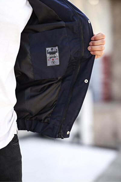 DOXGER Seasonal Coat