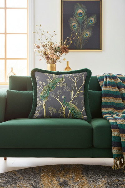 Evimde Bambaşka غطاء وسادة مزين بشراشيب على شكل طاووس من زمرد - غطاء وسادة أن...