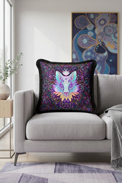 Evimde Bambaşka Efsanevi Kurt Figürlü Saçaklı Yastık Kılıfı - Parlak Bohem Ge...