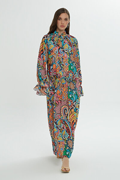 kı.we Volan Detaylı Yaka Bağlamalı Desenli Uzun Elbise