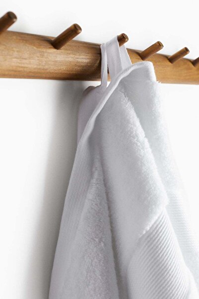 H&M Soft terry bath towel