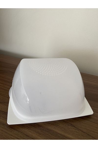 Tupperware MeDium Size Cheese WorlD - ComfOrtable Cut