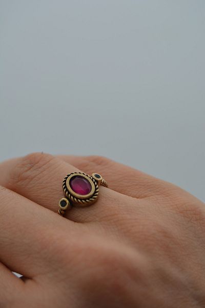 Stoneage Baroque Design Ruby Stone Ring
