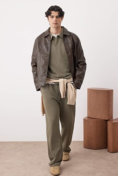 Trendyol Collection Χακί Σετ Φούτερ με ίσιο γιακά πόλο με χοντρό κάτω μέρος TMNAW26EM00000