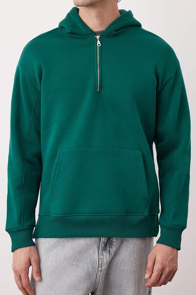 Trendyol Collection Emerald Green Oversize/Loose Cut Zipper Hooded Basic Sweatshirt with Fleece Inside Tmnaw25Sw00050