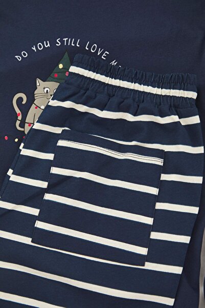 Trendyol Collection Синій Regular Новорічний комплект піжами для пари TMNAW25PT00045